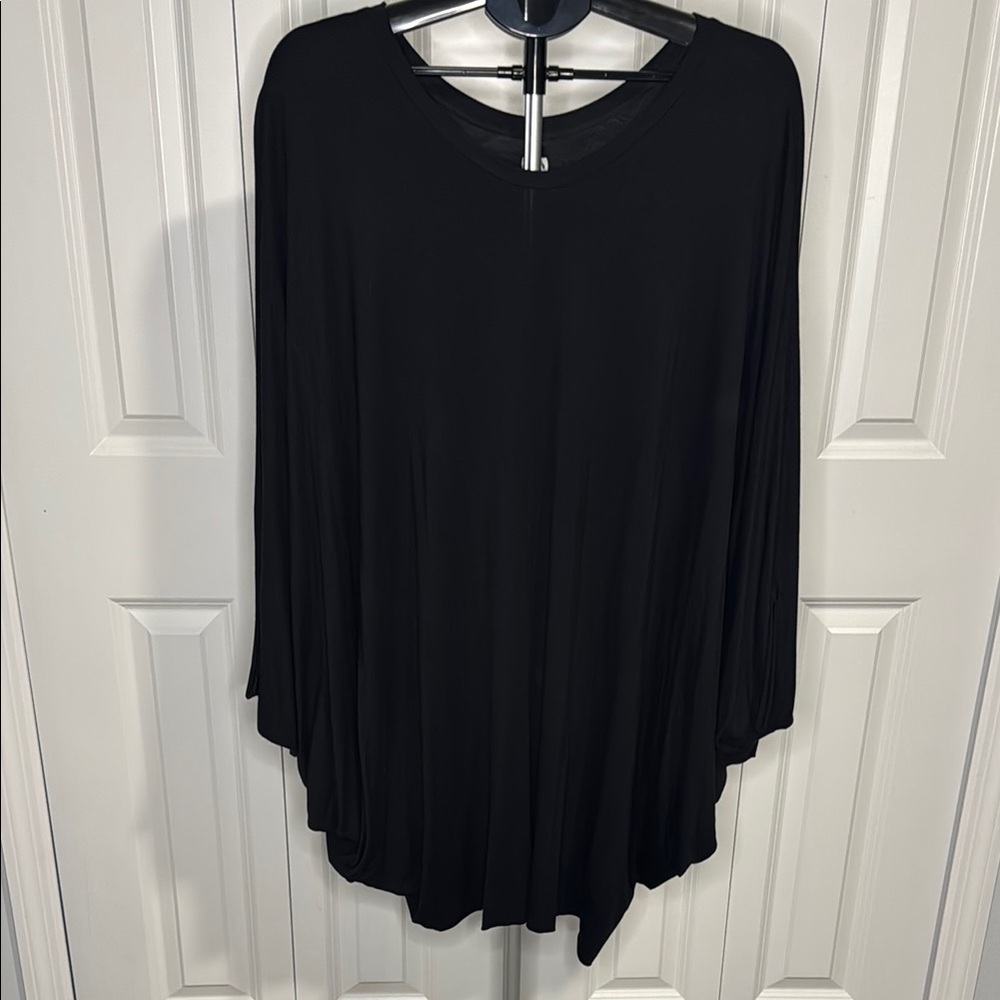 Elegant Black Women's Dress, oversized Batwing